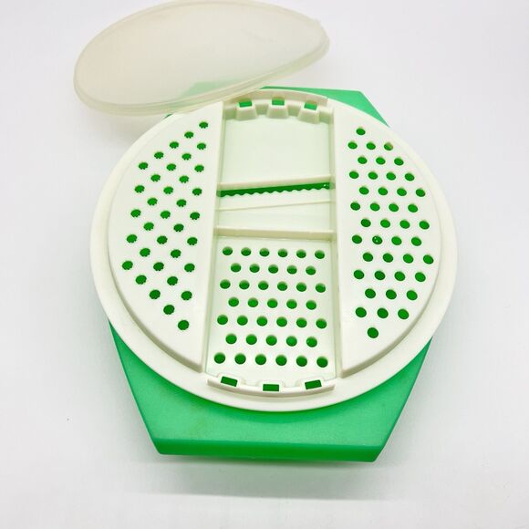 Vintage 70s Jadeite Tupperware Set-Reversible Grater and Colander w/Lid-786-1 - Picture 4 of 9